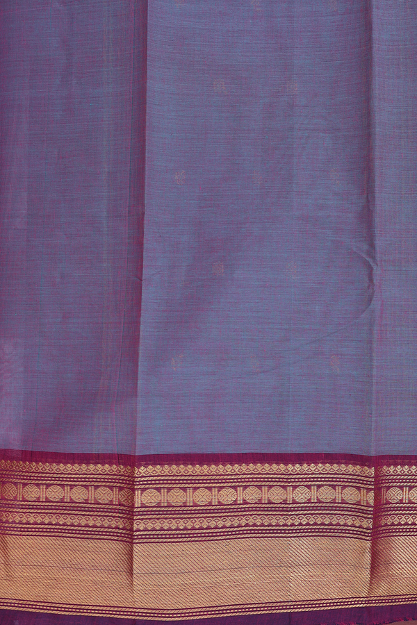 Chettinadu Cotton Saree In Dual Tone With Threadwork Buttas