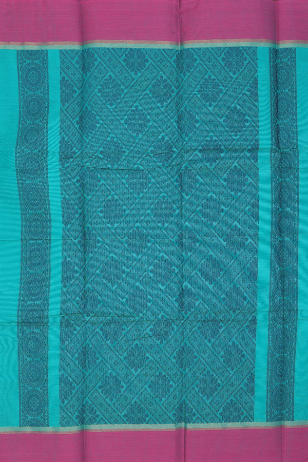 Chettinadu Cotton Saree In Green With Threadwork Buttas