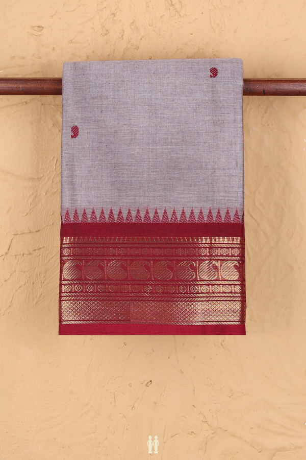 Chettinadu Cotton Saree In Grey With Paisley Buttas