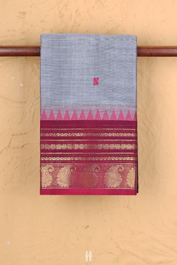 Chettinadu Cotton Saree In Grey With Threadwork Buttas