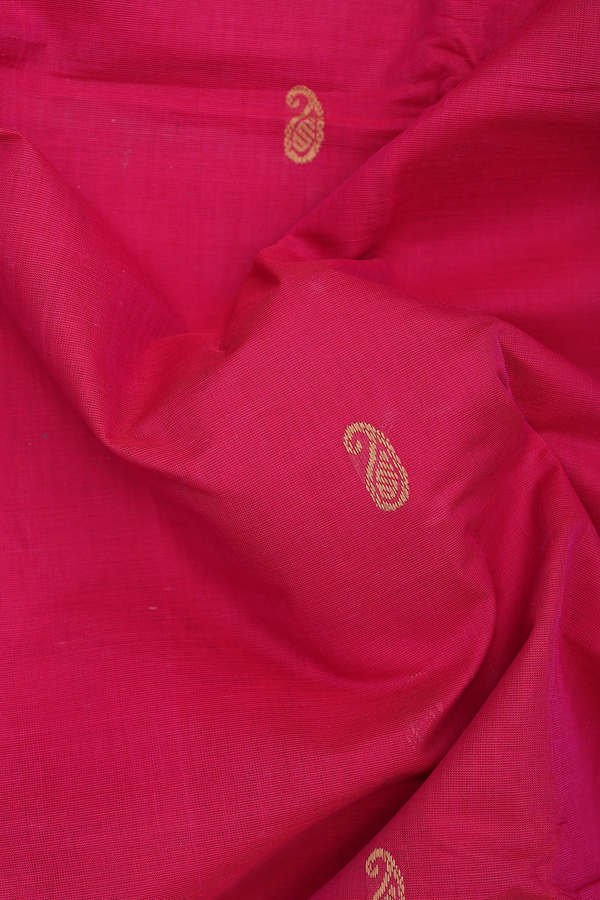 Chettinadu Cotton Saree In Rani Pink With Paisley Buttas