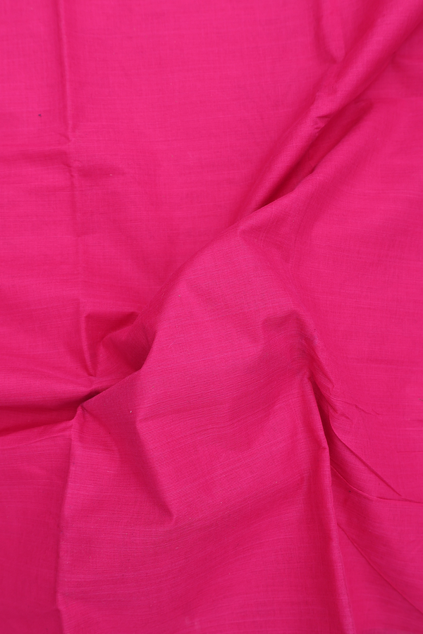 Chettinadu Cotton Saree In Rani Pink With Peacock Border