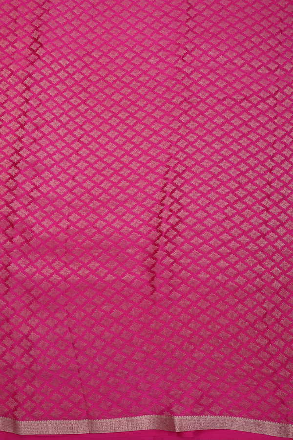 Chiffon Saree In Shades Of Pink With Light Weight