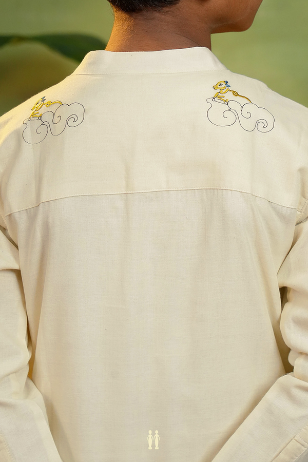 Chinese Collar Embroidered Design White Kasvu Short Kurta