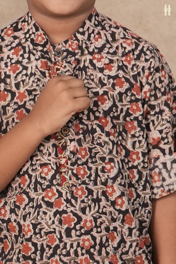 Chinese Collar Floral Design Black Kalamkari Kurta