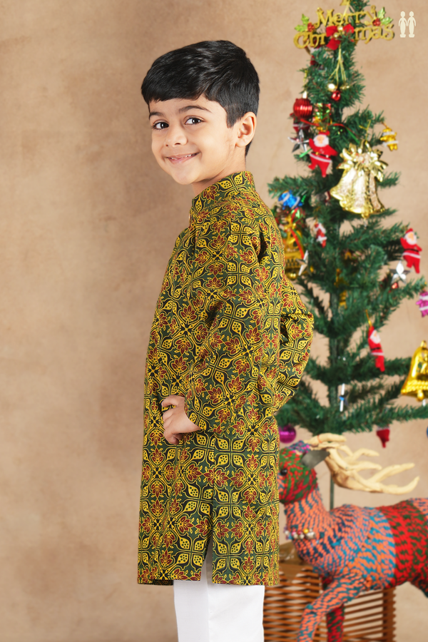 Chinese Collar Printed Design Green Cotton Long Kurta