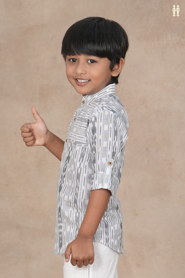 Chinese Collar Ikat Design White Cotton Short Kurta