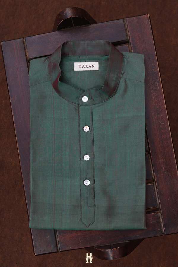 Chinese Collar Plain Dual Tone Silk Short Kurta