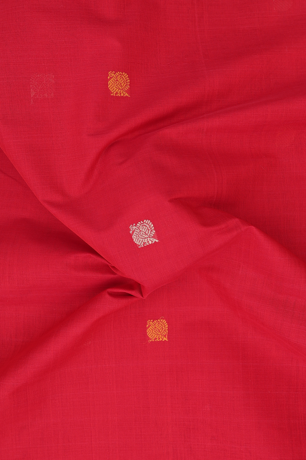 Coimbatore Cotton Saree In Chilli Red With Peacock Buttas