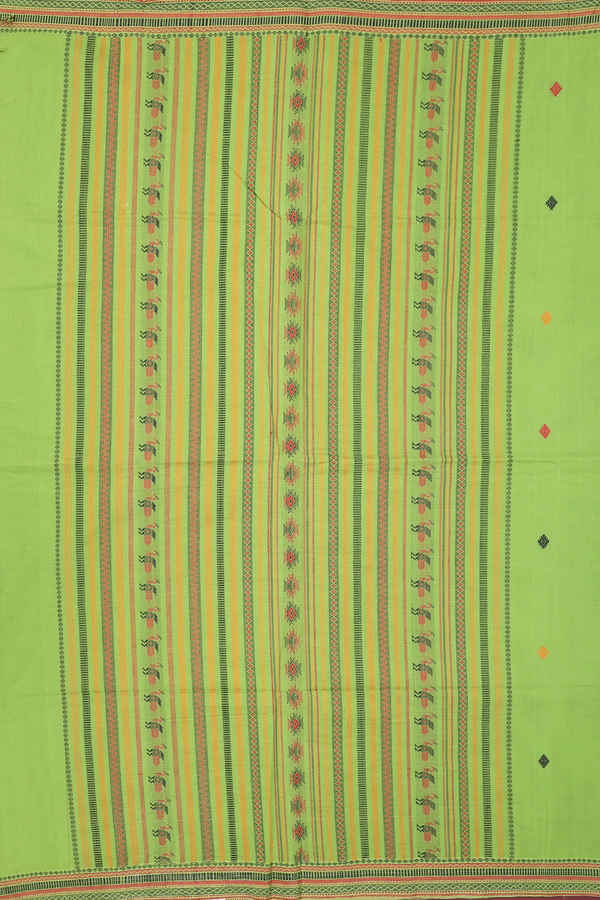 Coimbatore Cotton Saree In Lime Green With Threadwork Buttas