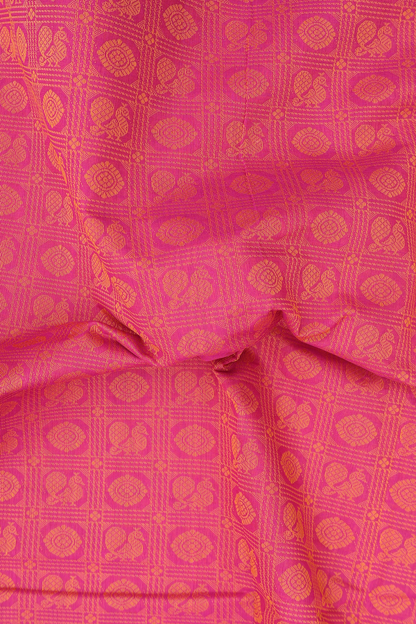 Coimbatore Cotton Saree In Pink With Peacock Design