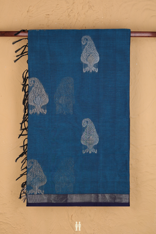 Coimbatore Cotton Saree In Teal Blue With Paisley Design