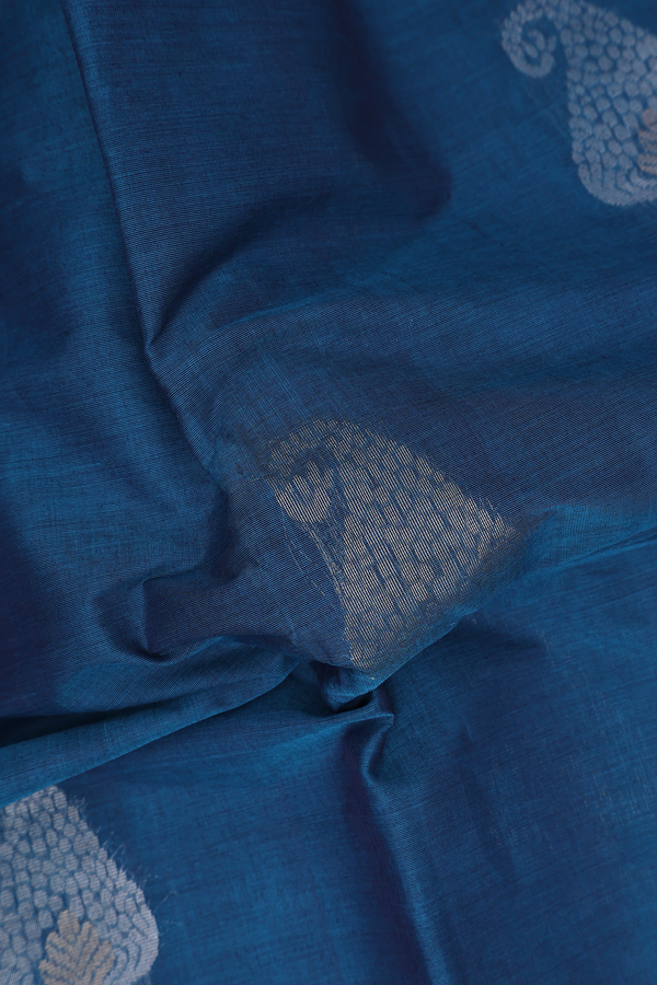 Coimbatore Cotton Saree In Teal Blue With Paisley Design