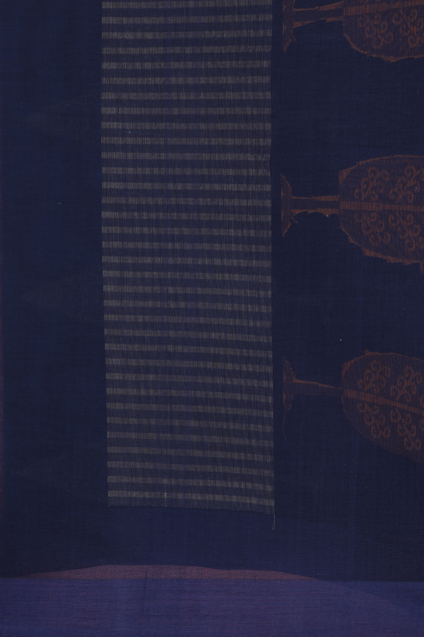 Coimbatore Cotton Saree In Teal Blue With Threadwork Motifs