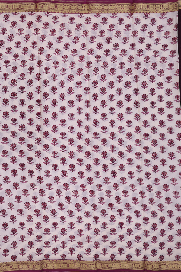 Crepe Saree In Ivory With Floral Buttas