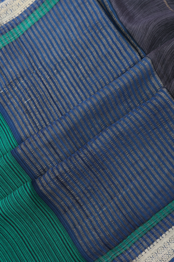 Crepe Saree In Dark Grey With Floral Digital Printed