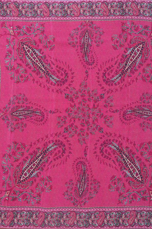 Crepe Saree In Grey With Paisley Design