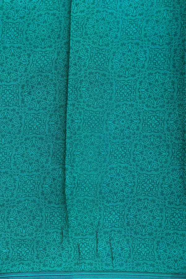 Crepe Saree In Multicolor With Allover Design