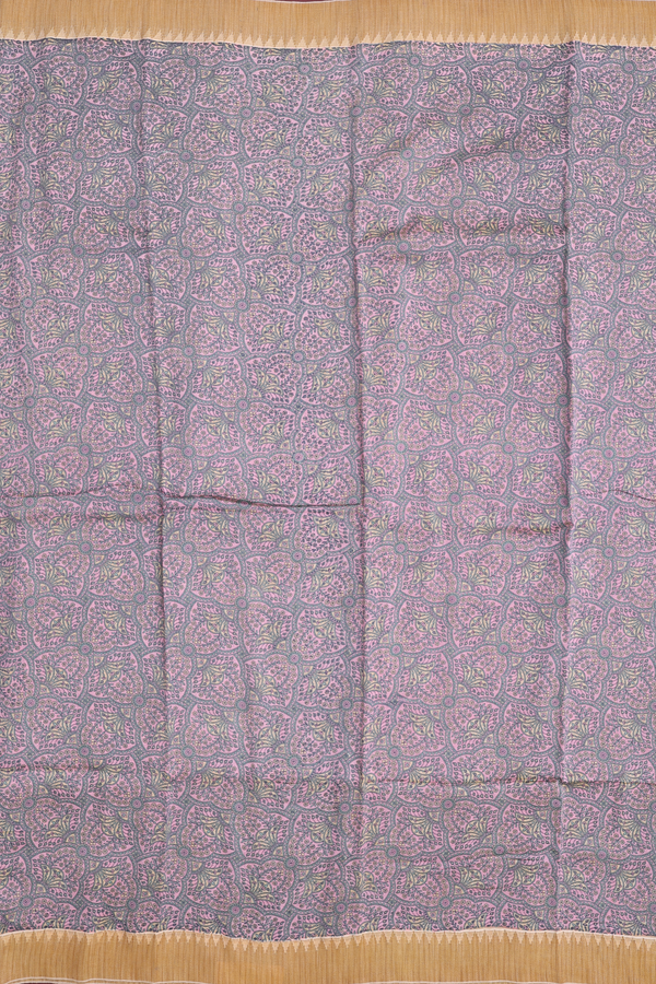 Crepe Saree In Pink With Floral Printed Design