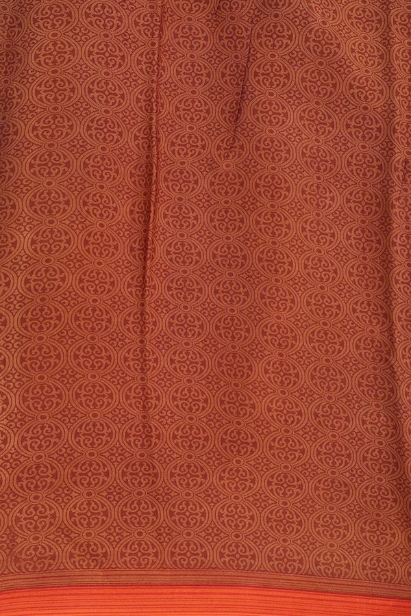 Crepe Saree In Rose Red With Scallop Design