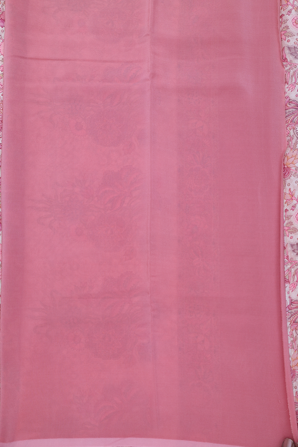 Crepe Saree In White With Floral Printed Design