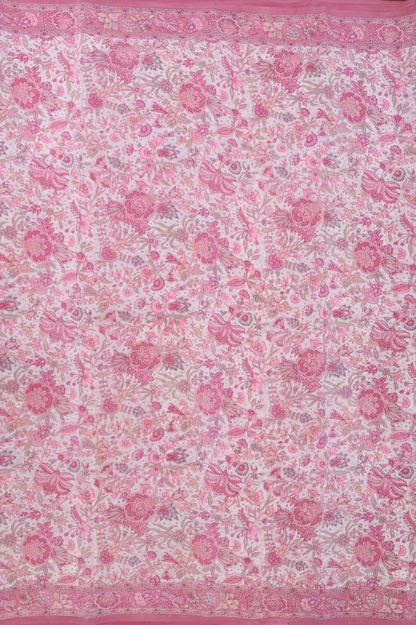 Crepe Saree In White With Floral Printed Design