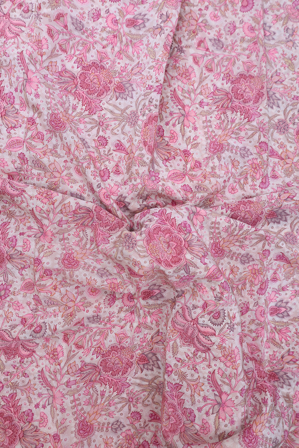 Crepe Saree In White With Floral Printed Design