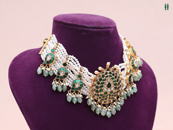 Crystal And Green Kemp Stone With Beaded Pure Silver Choker