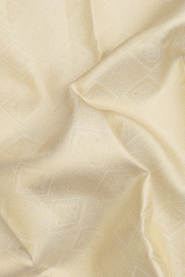 Kanchipuram Silk Saree In Off White With Diamond Design