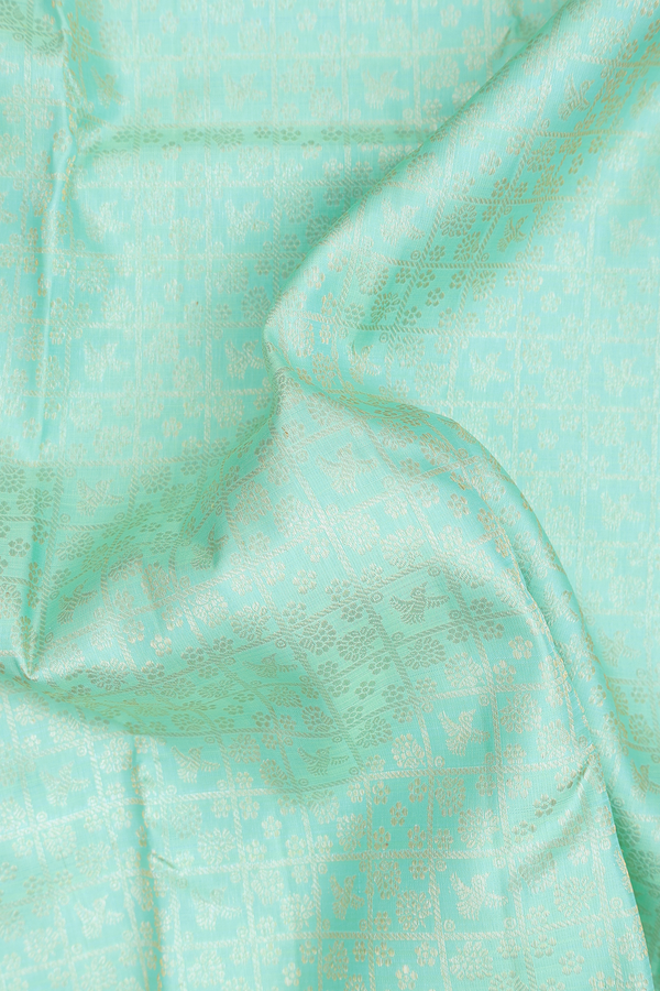Kanchipuram Silk Saree In Seafoam Green With Brocade Design