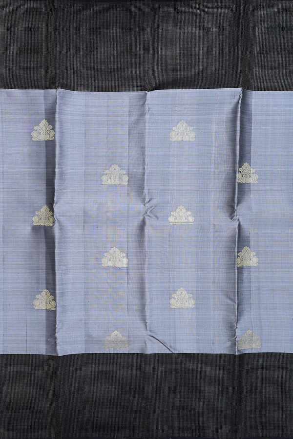 Kanchipuram Silk Saree In Grey With Floral Motifs