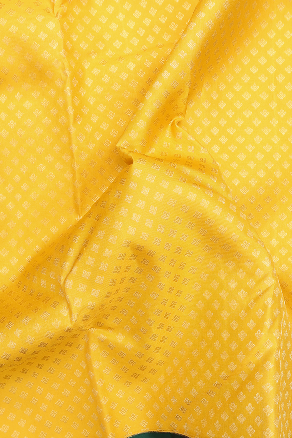 Kanchipuram Silk Saree In Honey Yellow With Zari Buttis