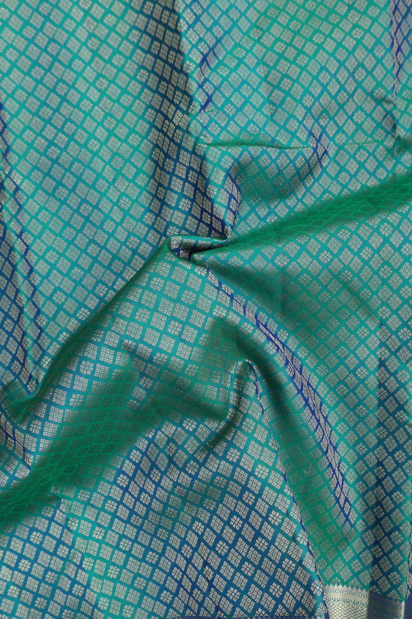 Kanchipuram Silk Saree In Peacock Blue With Brocade Design