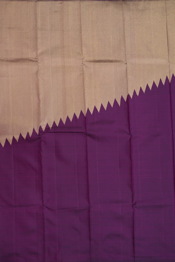 Kanchipuram Silk Saree In Gold With Step Border