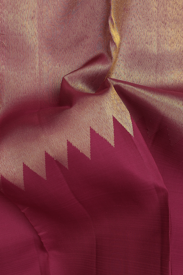 Kanchipuram Silk Saree In Red With Rising Border
