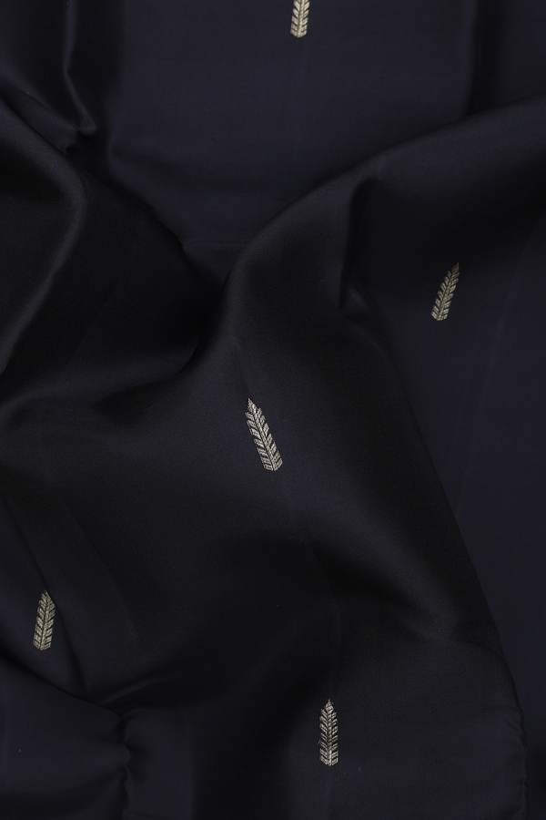 Kanchipuram Silk Saree In Black With Zari Buttas