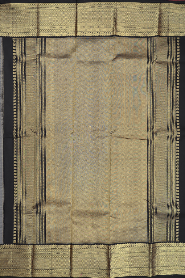Kanchipuram Silk Saree In Off White With Peacock Buttas