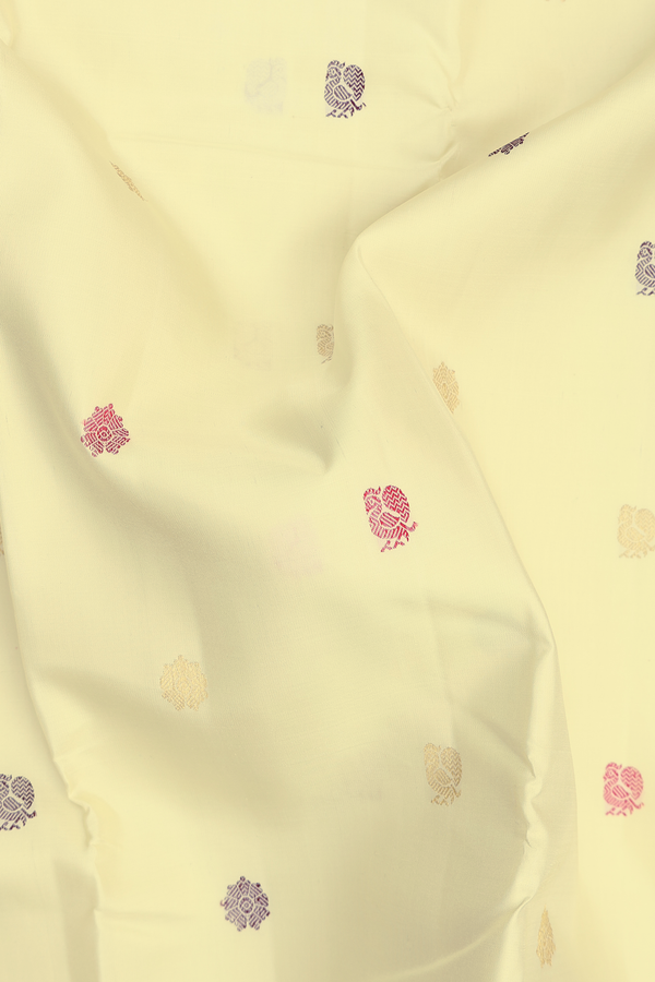 Kanchipuram Silk Saree In Off White With Peacock Buttas