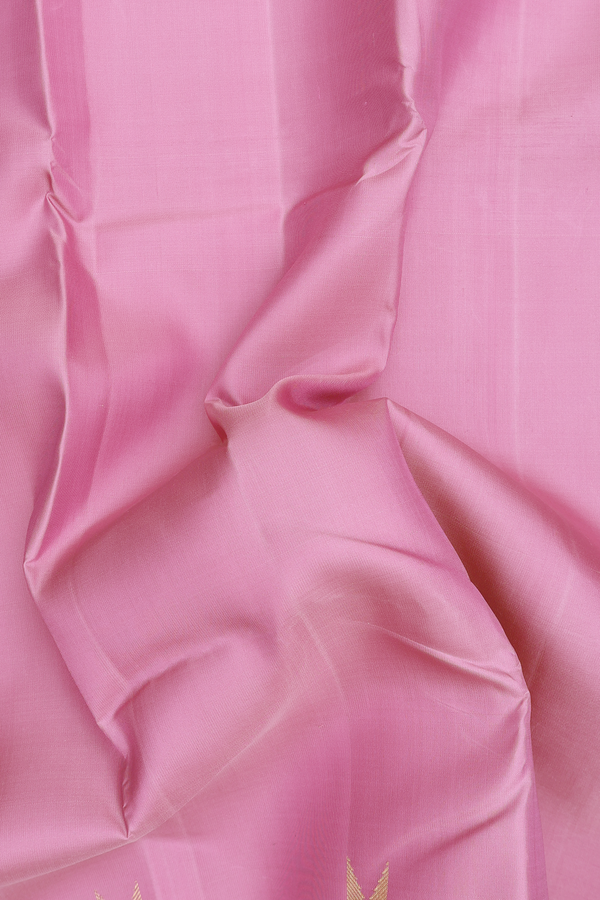 Kanchipuram Silk Saree In Pink With Temple Border
