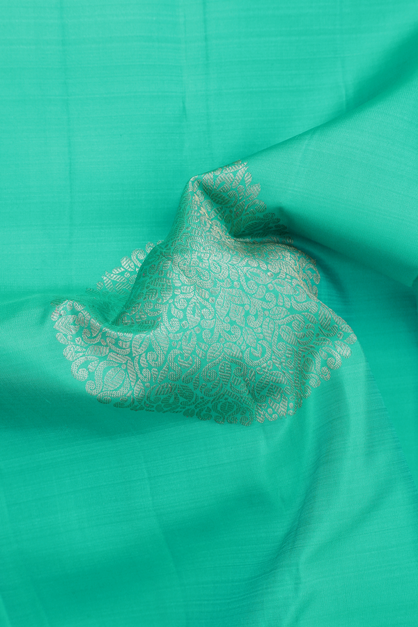 Kanchipuram Silk Saree In Turquoise Green With Mandala Design