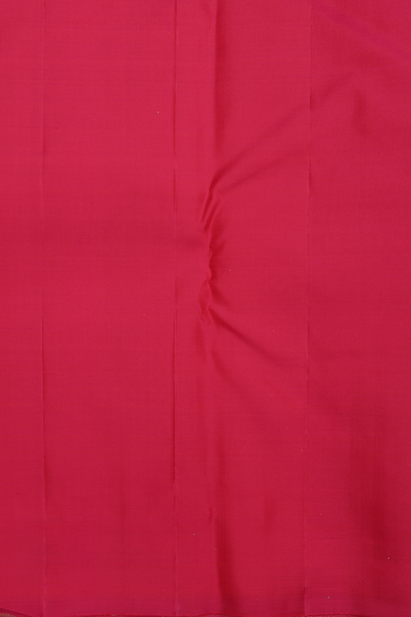 Kanchipuram Silk Saree In Reddish Pink With Step Border