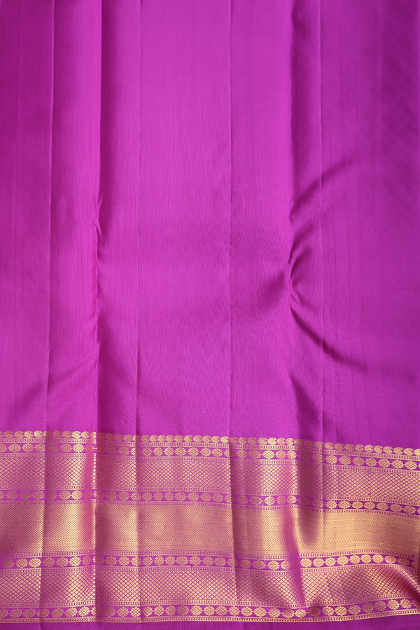 Kanchipuram Silk Saree In Purple With Brocade Design