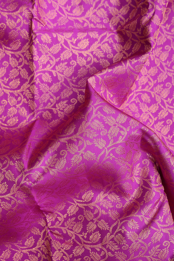 Kanchipuram Silk Saree In Purple With Brocade Design