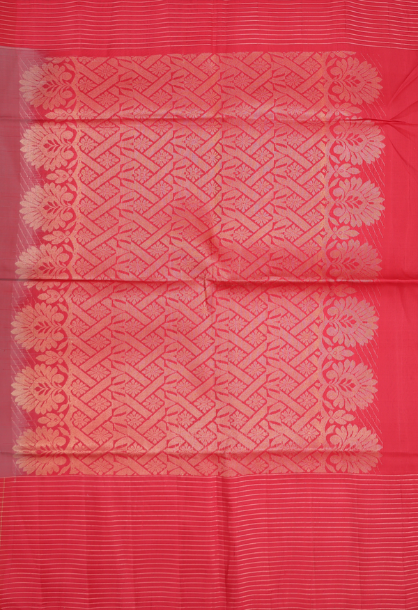 Soft Silk Saree In Dual Tone With Zari Buttas