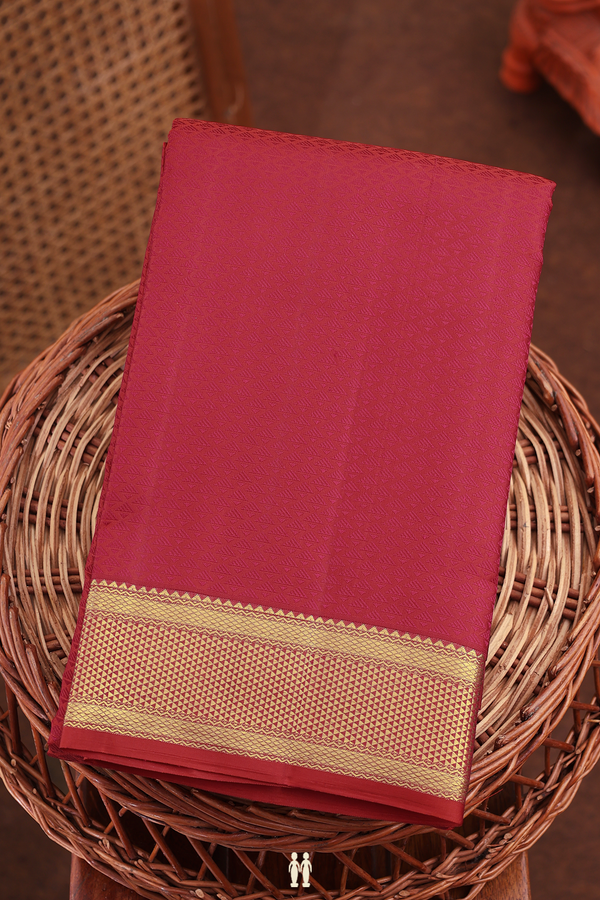 Kanchipuram Silk Saree In Red With Jacquard Pattern