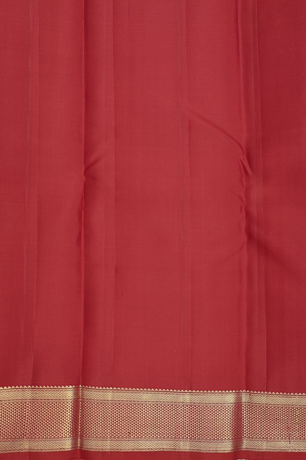 Kanchipuram Silk Saree In Red With Jacquard Pattern