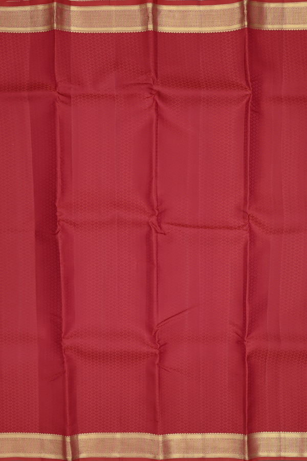 Kanchipuram Silk Saree In Red With Jacquard Pattern