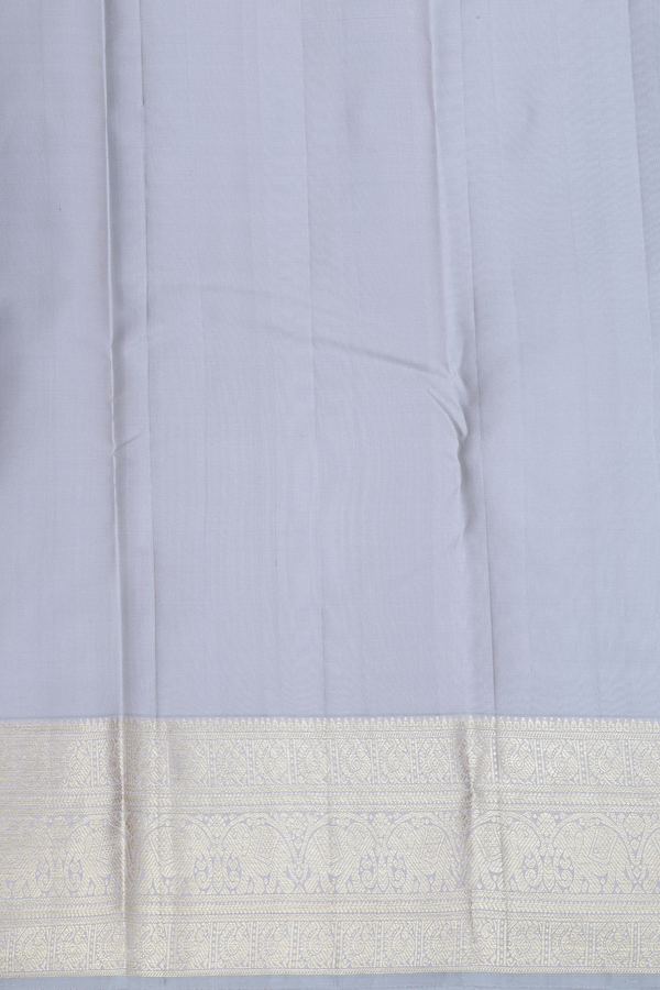 Kanchipuram Silk Saree In Grey With Chakram Buttas