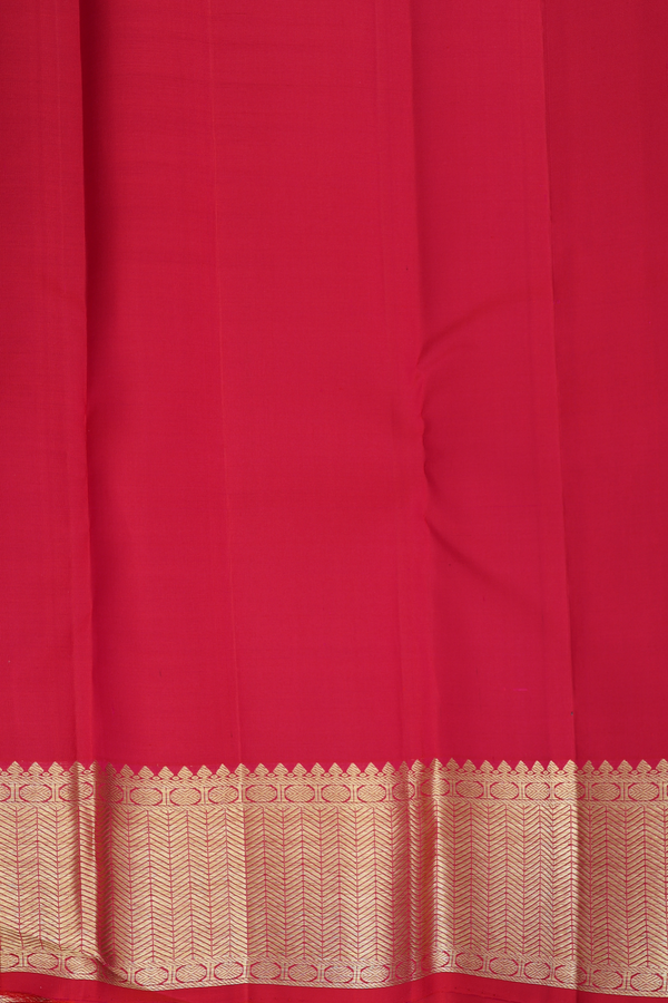 Kanchipuram Silk Saree In Reddish Pink With Peacock Buttas