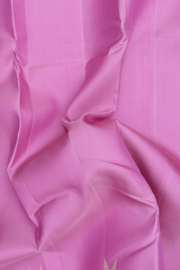 Kanchipuram Silk Saree In Pink With Temple Border